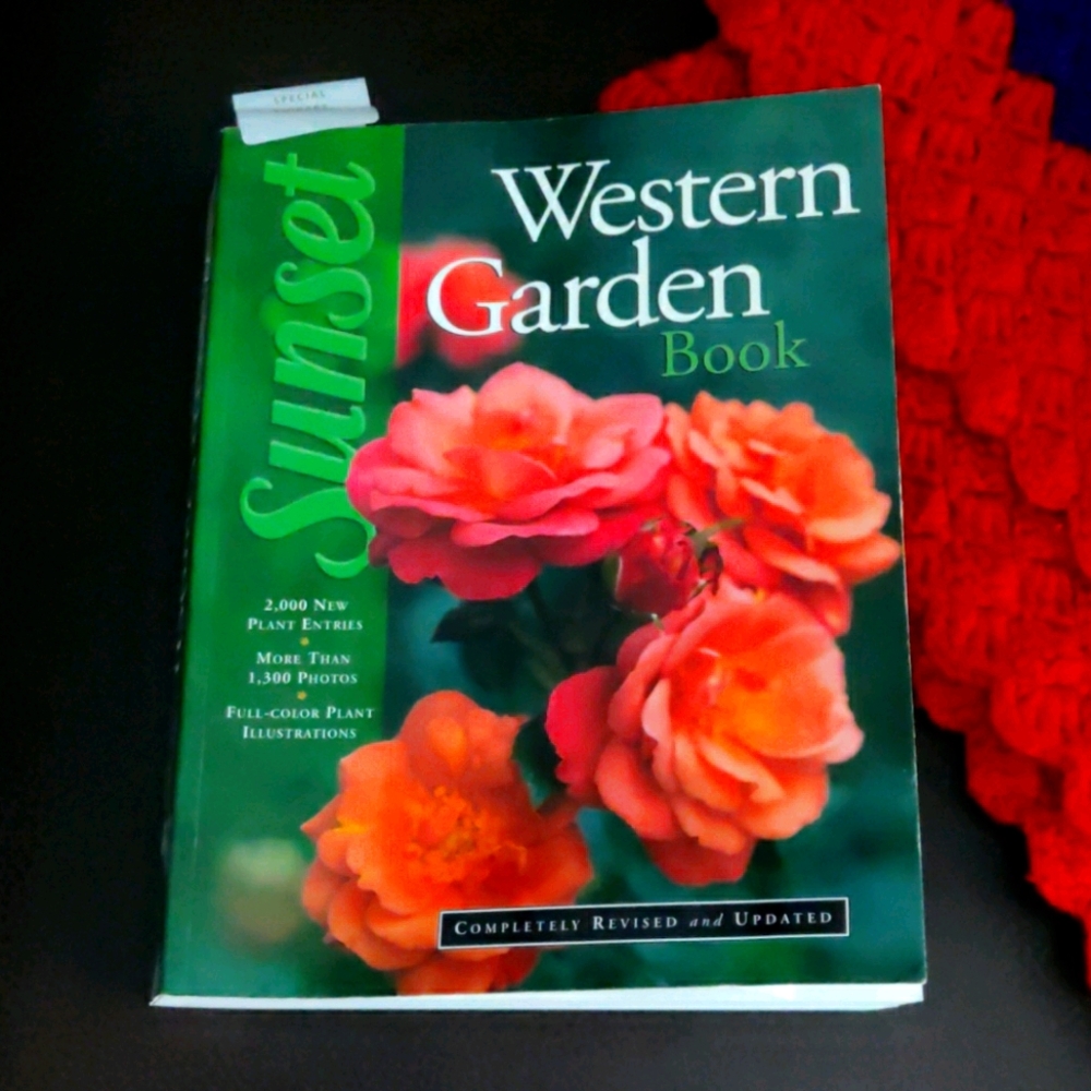 Sunset 🌼🌷🌸🌹🎍🌺🏵️💐 Western Garden Book